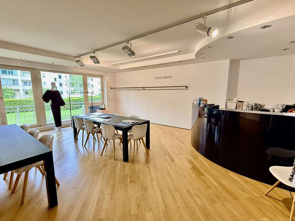 Thumbnail-Büro in Düsseldorf 2.450,00 € 128 m²