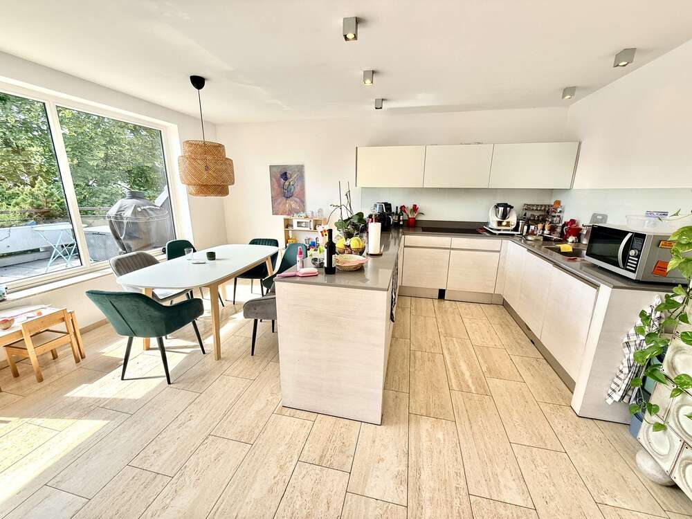 Thumbnail-Wohnung zum Mieten in Düsseldorf 2.170,00 € 124 m²