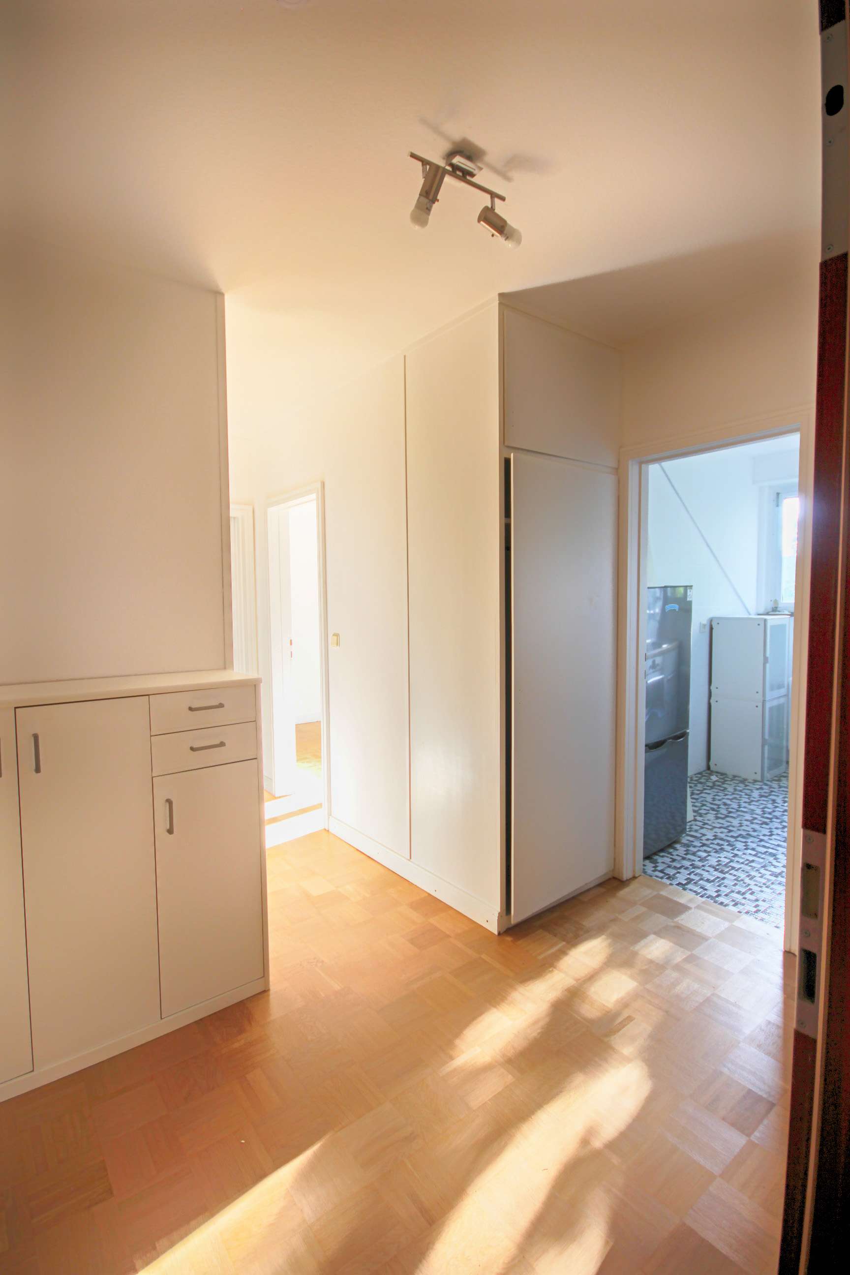 Thumbnail-Wohnung zum Kaufen in Frankfurt am Main 250.000,00 € 46.6 m²