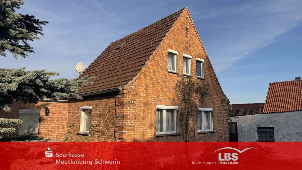 Thumbnail-Haus zum Kaufen in Goldberg 80.000,00 € 83.4 m²