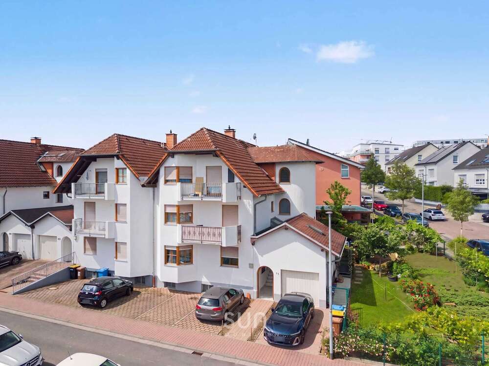 Thumbnail-Haus zum Kaufen in Idstein 1.149.000,00 € 320 m²