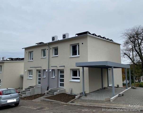 Thumbnail-Haus zum Mieten in Pforzheim 1.960,00 € 136.25 m²
