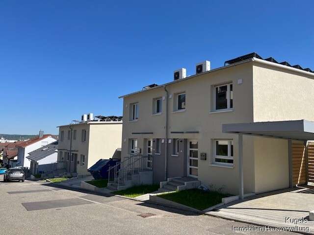 Thumbnail-Haus zum Mieten in Pforzheim 1.800,00 € 136.25 m²