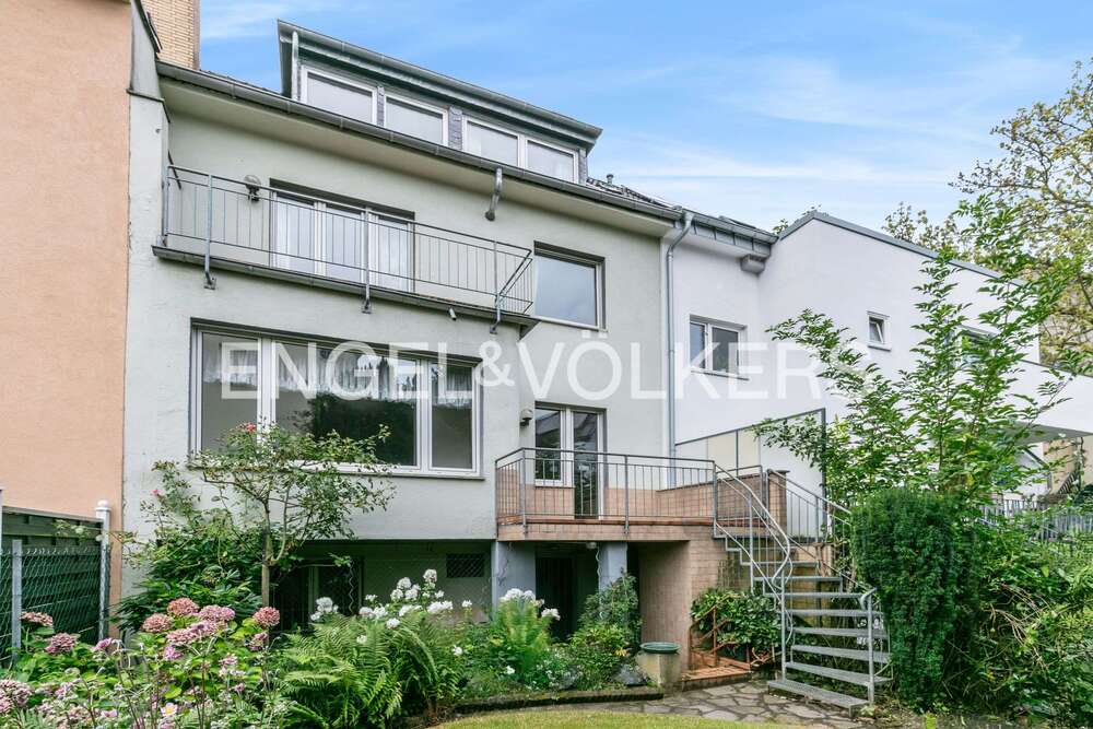 Thumbnail-Haus zum Kaufen in Köln 1.150.000,00 € 172 m²