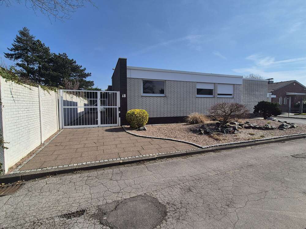 Thumbnail-Haus zum Kaufen in Mönchengladbach 720.000,00 € 118.51 m²