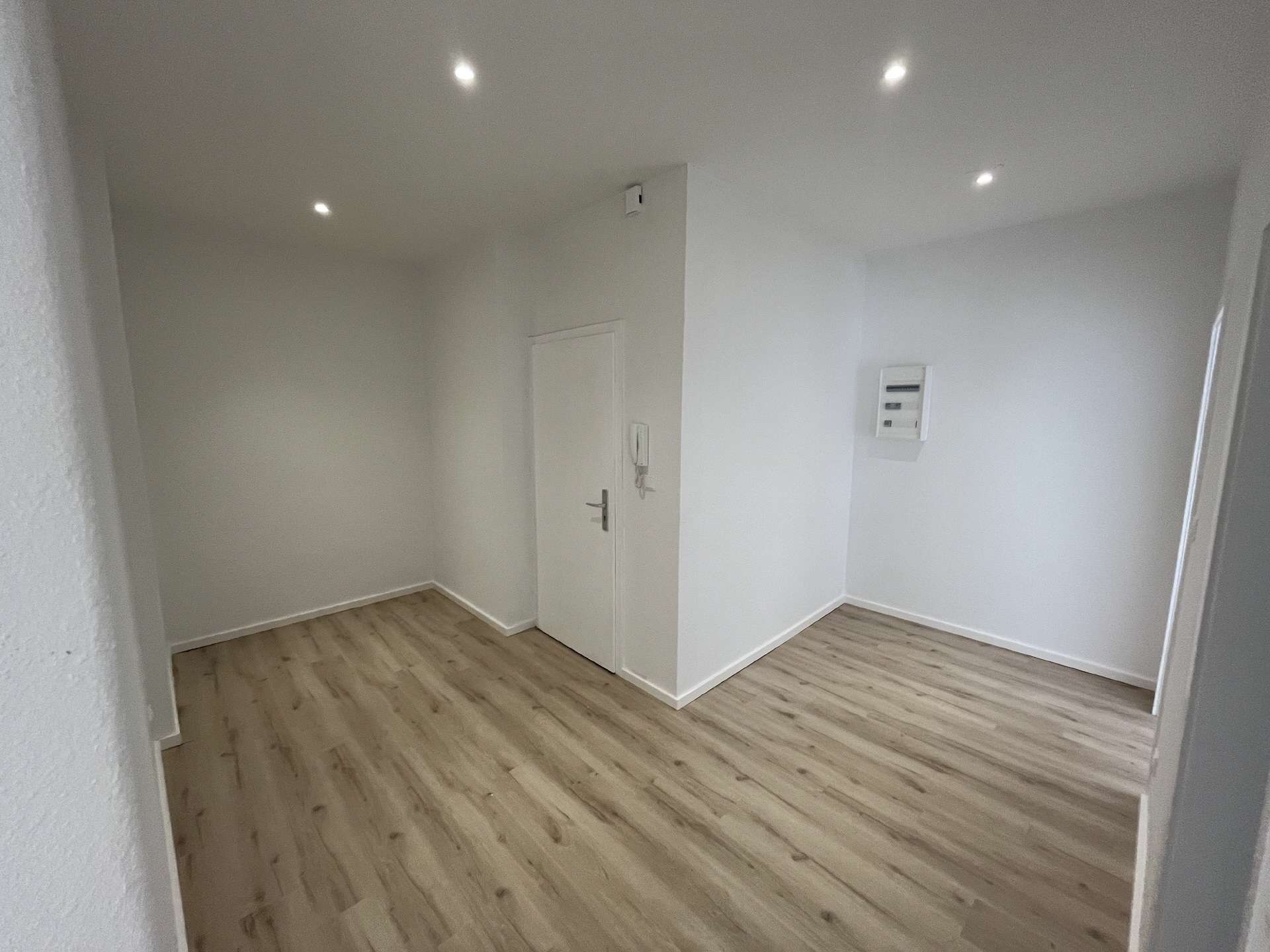 Thumbnail-Wohnung zum Mieten in Hannover 550,00 € 47.8 m²
