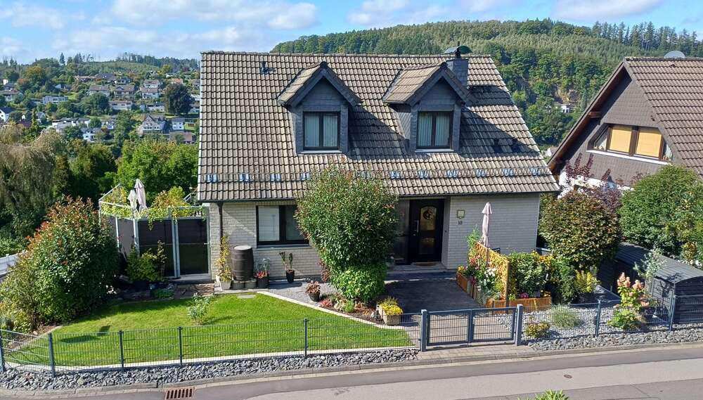 Thumbnail-Haus zum Kaufen in Engelskirchen 465.000,00 € 140 m²