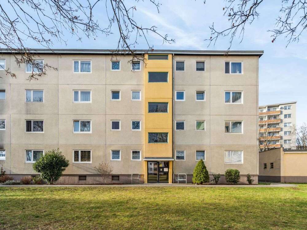 Thumbnail-Wohnung zum Kaufen in Berlin 195.000,00 € 89.17 m²