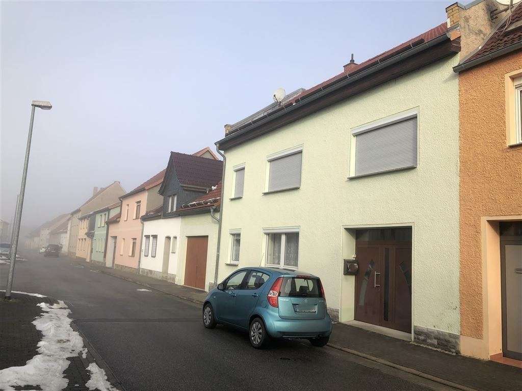 Thumbnail-Haus zum Kaufen in Heldrungen 115.000,00 € 136.8 m²