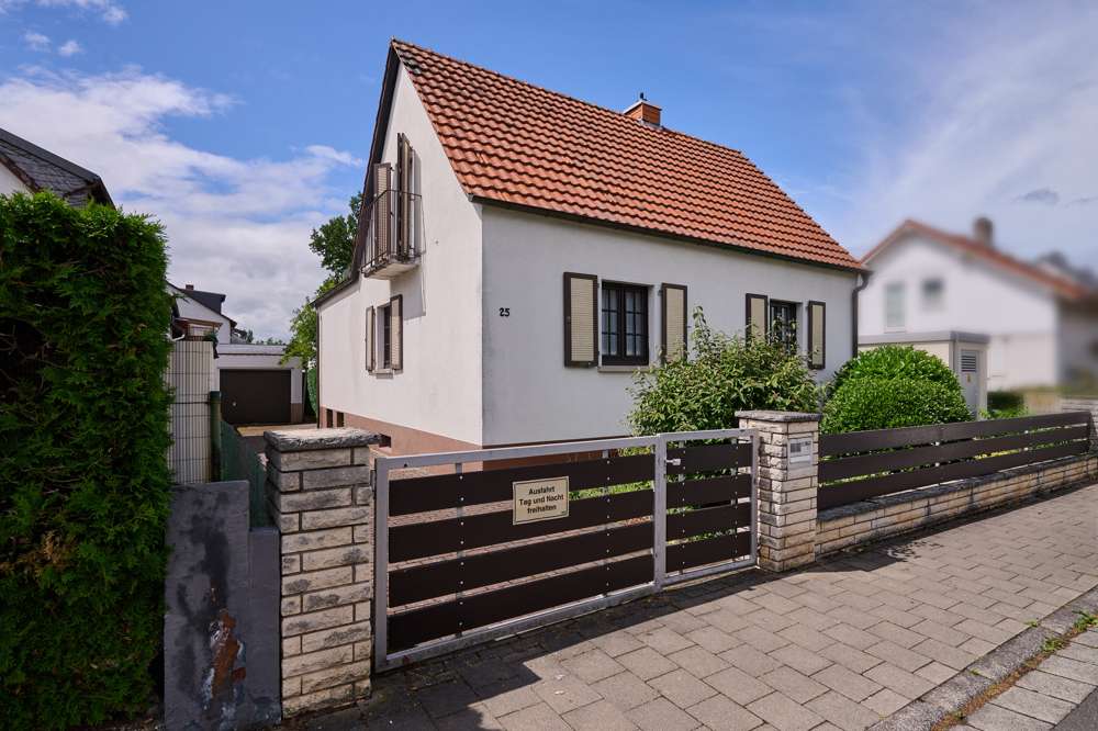 Thumbnail-Haus zum Kaufen in Neu-Isenburg 697.000,00 € 163 m²