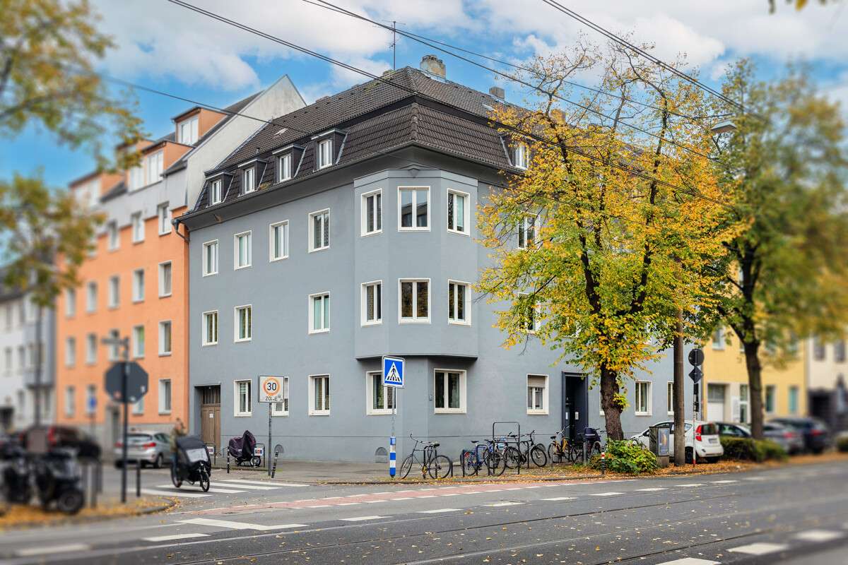 Thumbnail-Haus zum Kaufen in Köln 2.950.000,00 € 842 m²