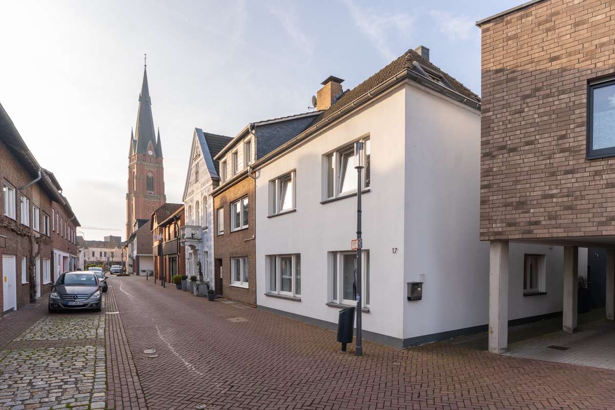 Thumbnail-Haus zum Kaufen in Rhede 319.000,00 € 145.59 m²