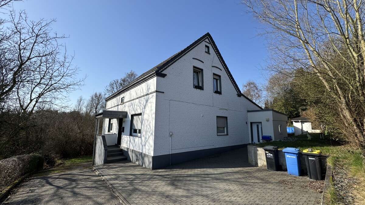 Thumbnail-Haus zum Kaufen in Essen Schönebeck 495.000,00 € 175 m²