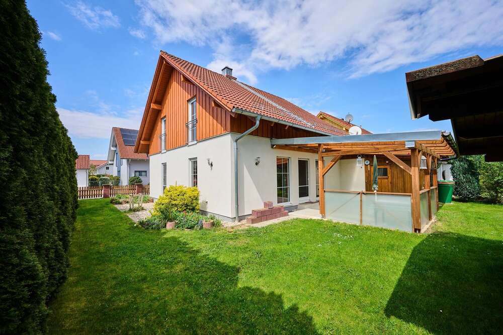 Thumbnail-Haus zum Kaufen in Rain 399.000,00 € 126.15 m²
