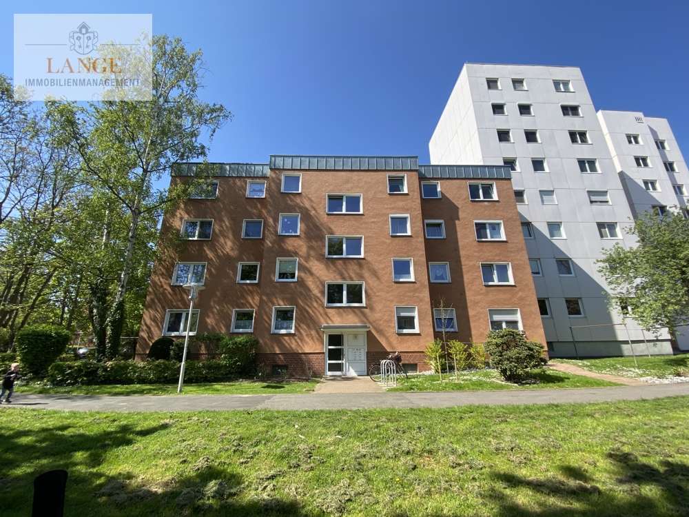 Thumbnail-Wohnung zum Kaufen in Hildesheim Himmelsthür 225.000,00 € 87.45 m²