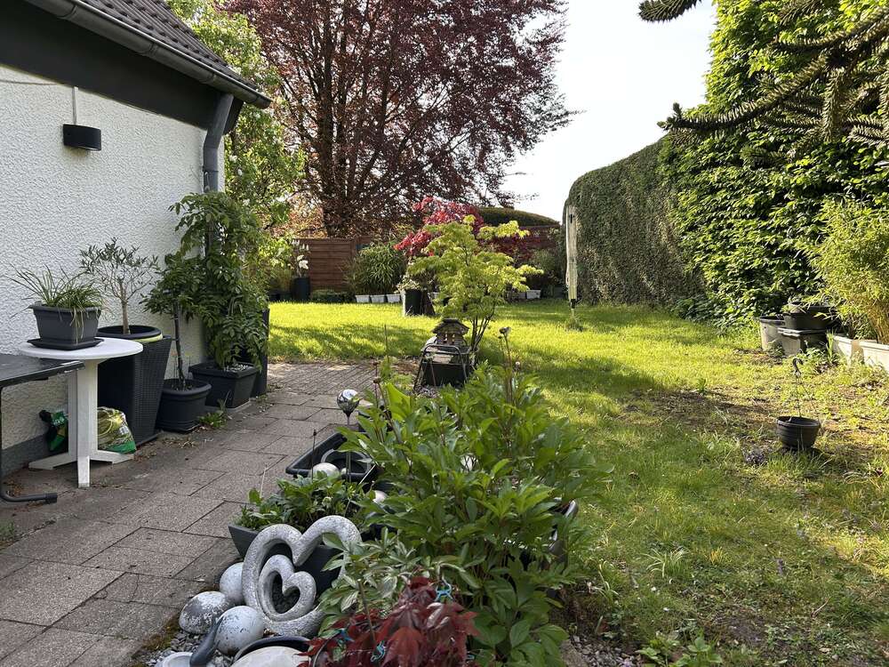 Thumbnail-Haus zum Mieten in Wuppertal 1.300,00 € 128 m²