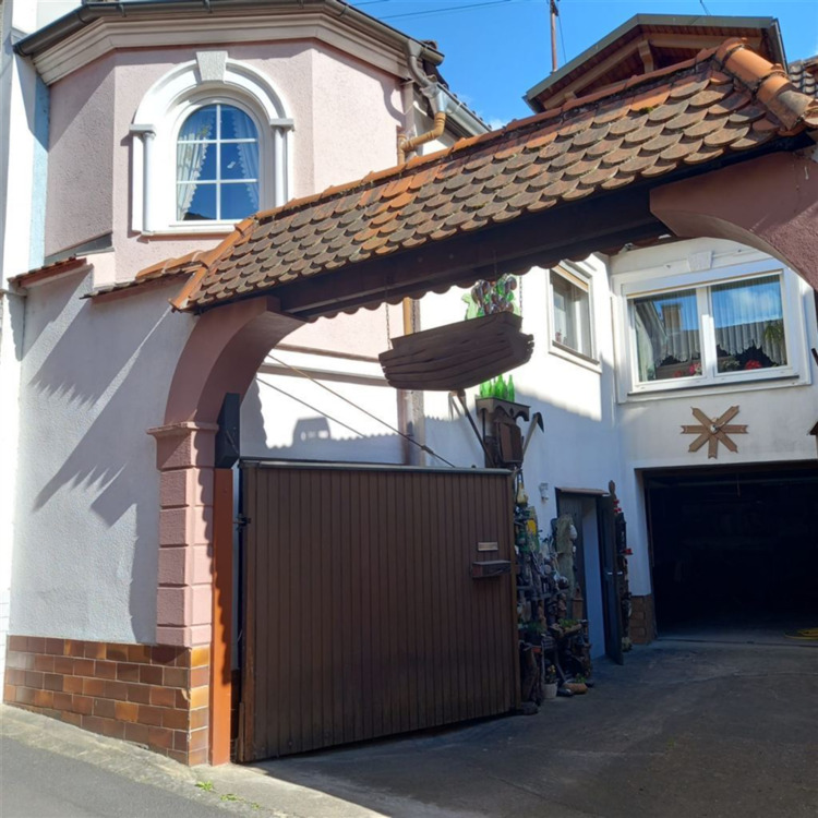 Thumbnail-Haus zum Kaufen in Thüngersheim 254.000,00 € 132.5 m²