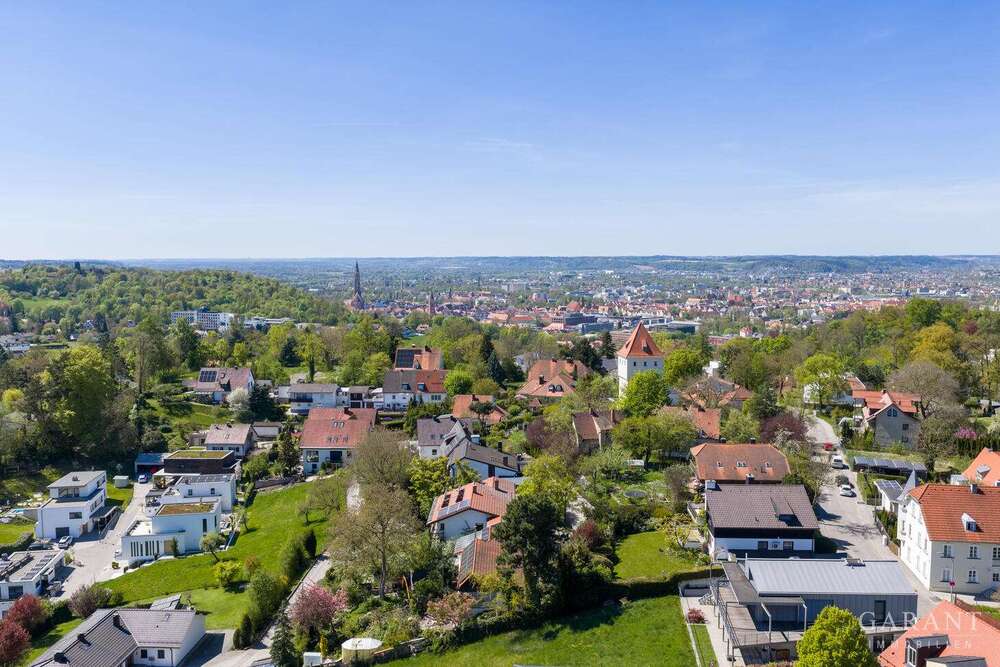 Thumbnail-Haus zum Kaufen in Landshut 1.799.000,00 € 150 m²