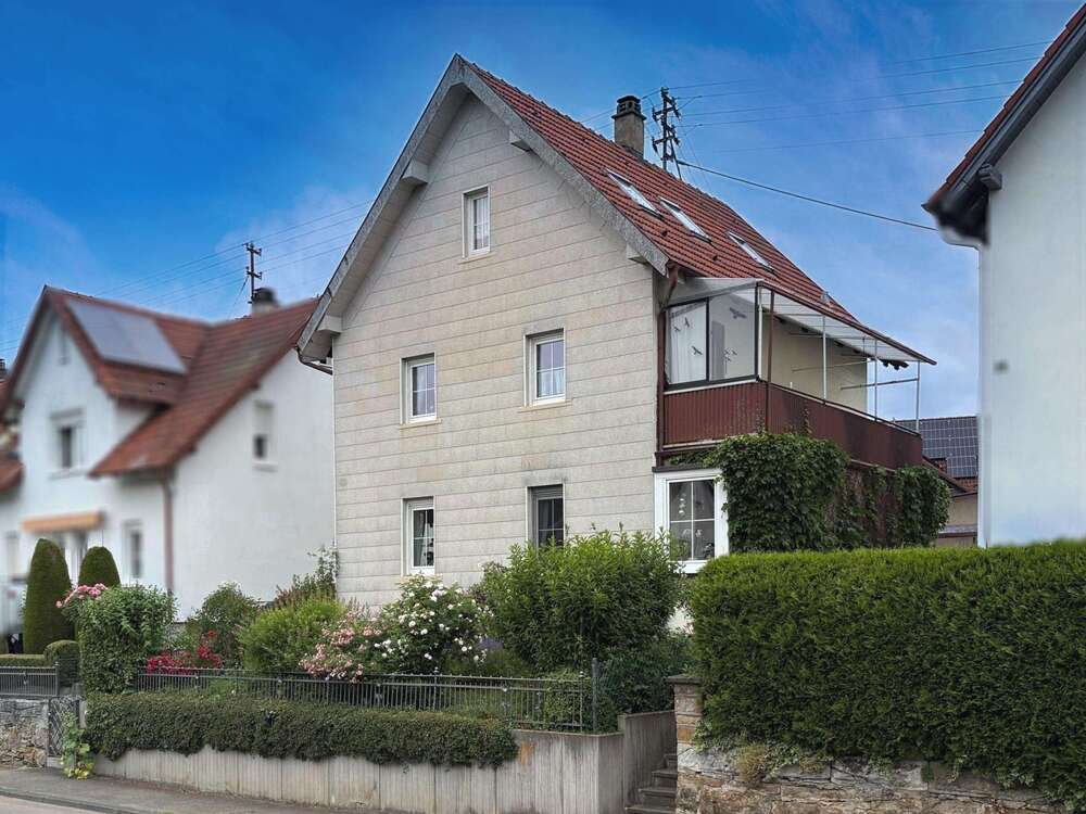 Thumbnail-Haus zum Kaufen in Hechingen 230.000,00 € 145 m²