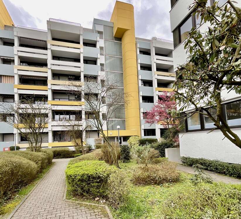Thumbnail-Wohnung zum Kaufen in Wiesbaden 330.000,00 € 94.5 m²