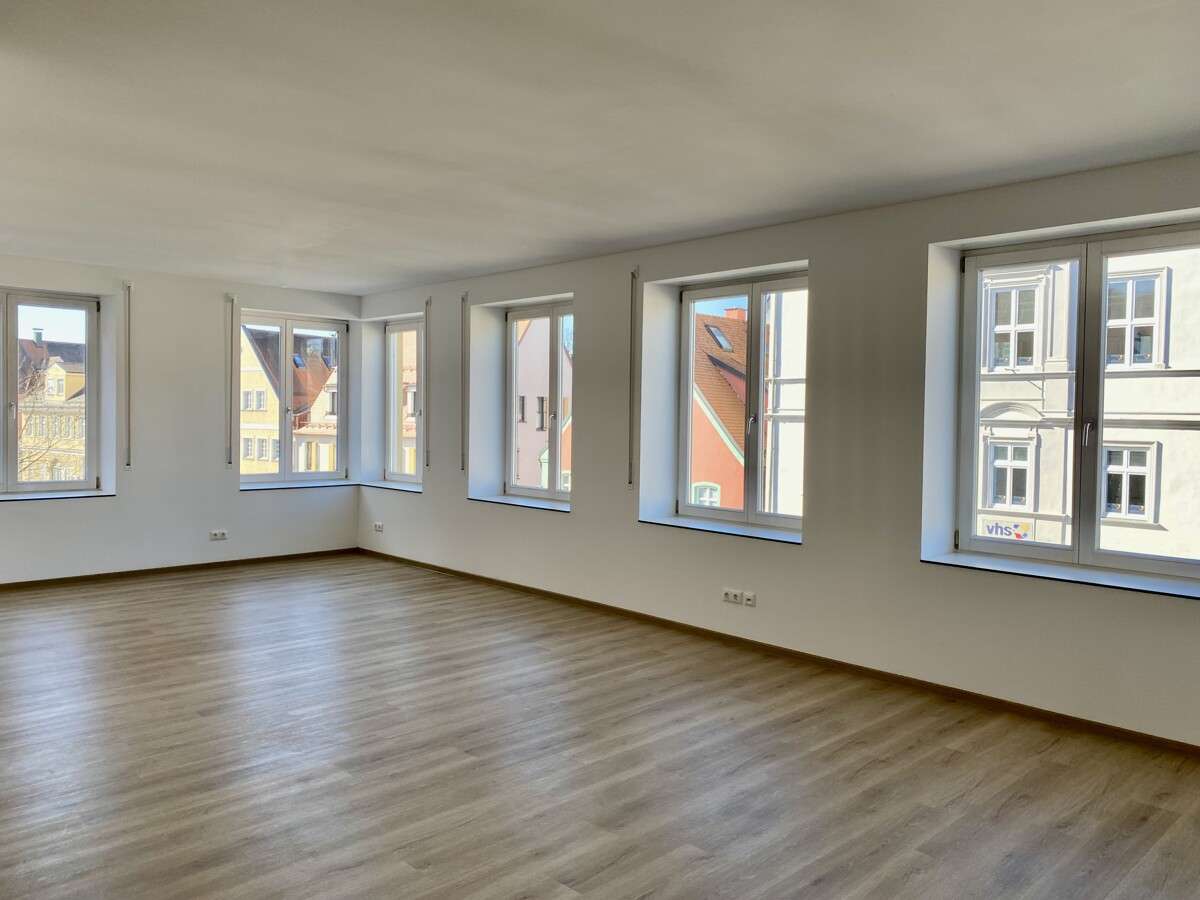 Thumbnail-Wohnung zum Mieten in Schrobenhausen 1.275,00 € 127 m²