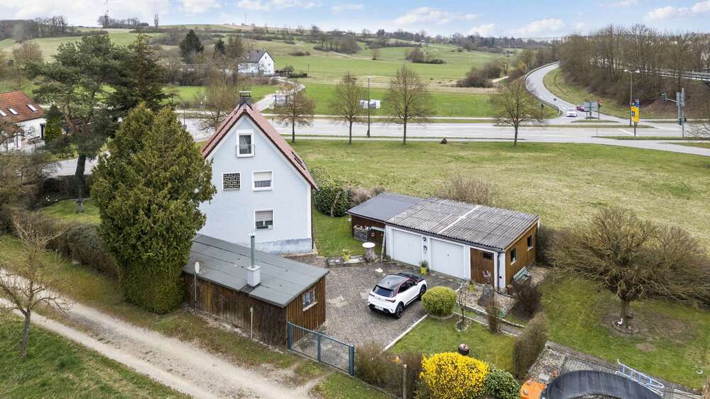 Thumbnail-Haus zum Kaufen in Regensburg 500.000,00 € 111.65 m²