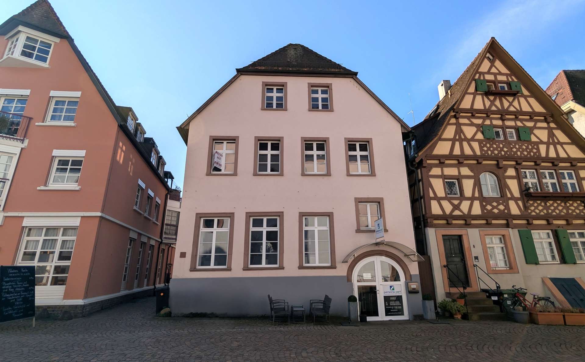 Thumbnail-Wohnung zum Mieten in Ettlingen 2.200,00 € 172 m²