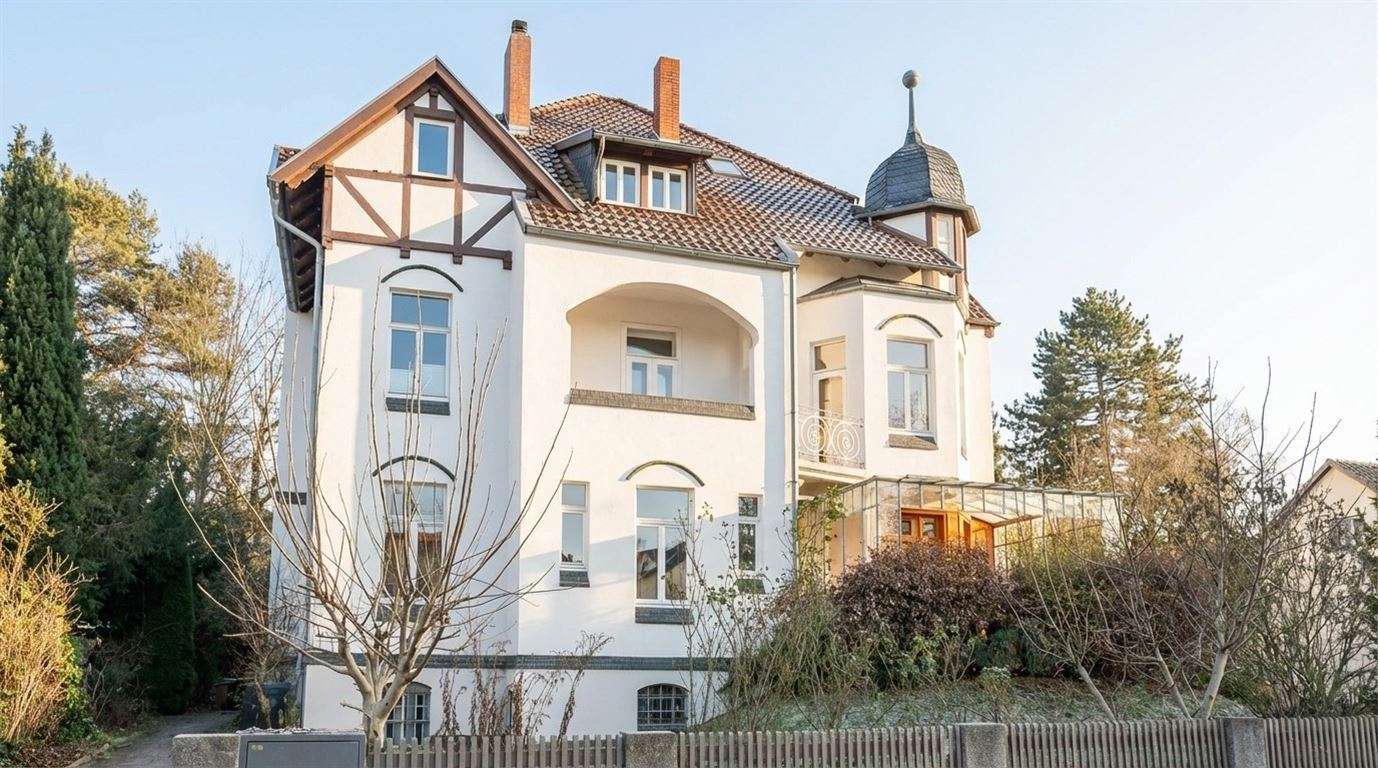 Thumbnail-Haus zum Kaufen in Hannover 2.750.000,00 € 525 m²