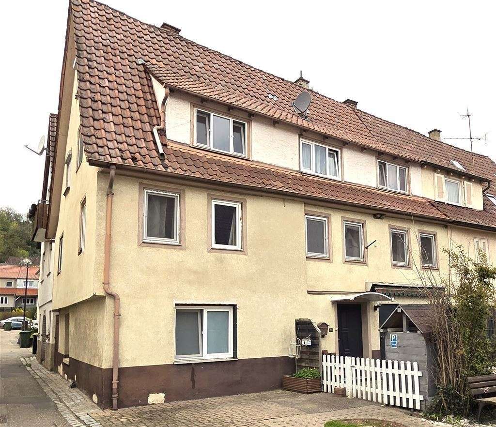 Thumbnail-Haus zum Kaufen in Mühlacker 245.000,00 € 180 m²