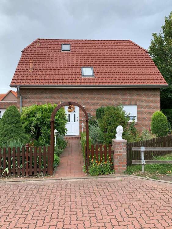 Thumbnail-Haus zum Kaufen in Laatzen 495.000,00 € 170 m²