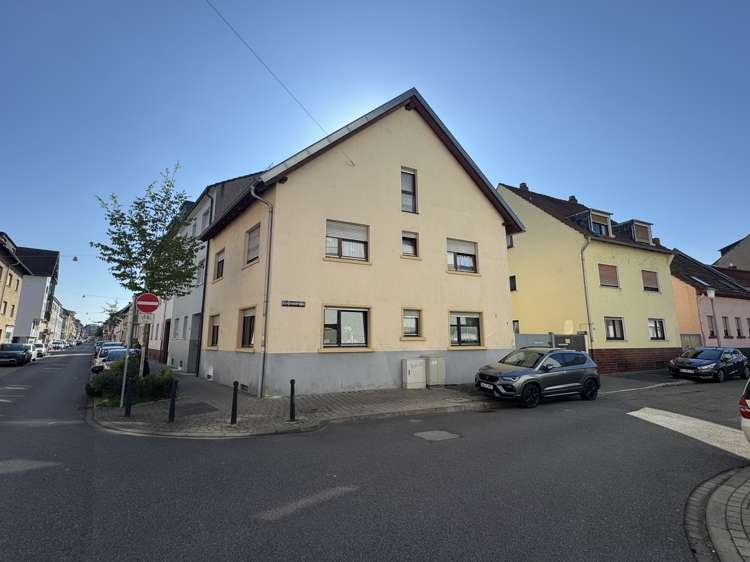 Thumbnail-Haus zum Kaufen in Mannheim Neckarau 510.000,00 € 200 m²