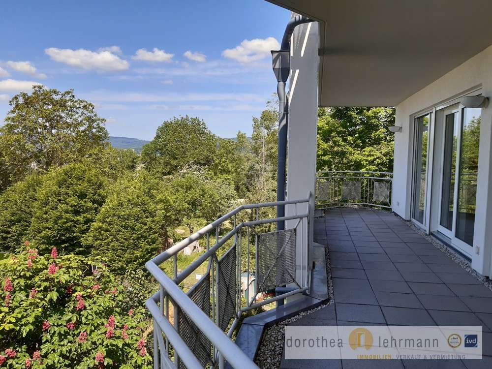 Thumbnail-Wohnung zum Mieten in Wiesbaden 1.900,00 € 152 m²