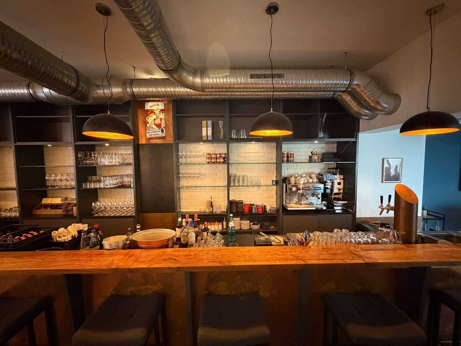 Thumbnail-Gastronomie in Frankfurt am Main 5.000,00 € 245 m²