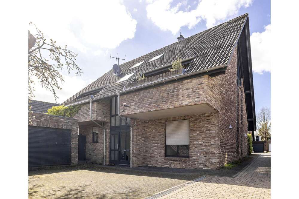 Thumbnail-Wohnung zum Kaufen in Neuss 399.000,00 € 125 m²