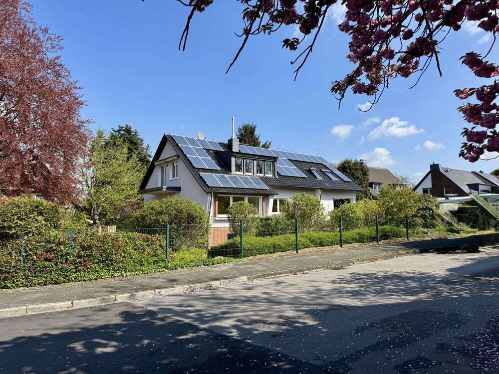 Thumbnail-Wohnung zum Mieten in Neuss 1.800,00 € 120 m²