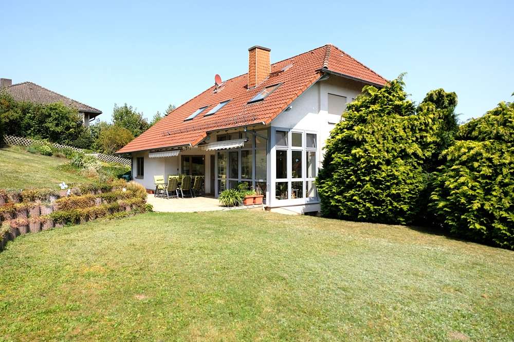 Thumbnail-Haus zum Kaufen in Neuenstein 425.000,00 € 280 m²