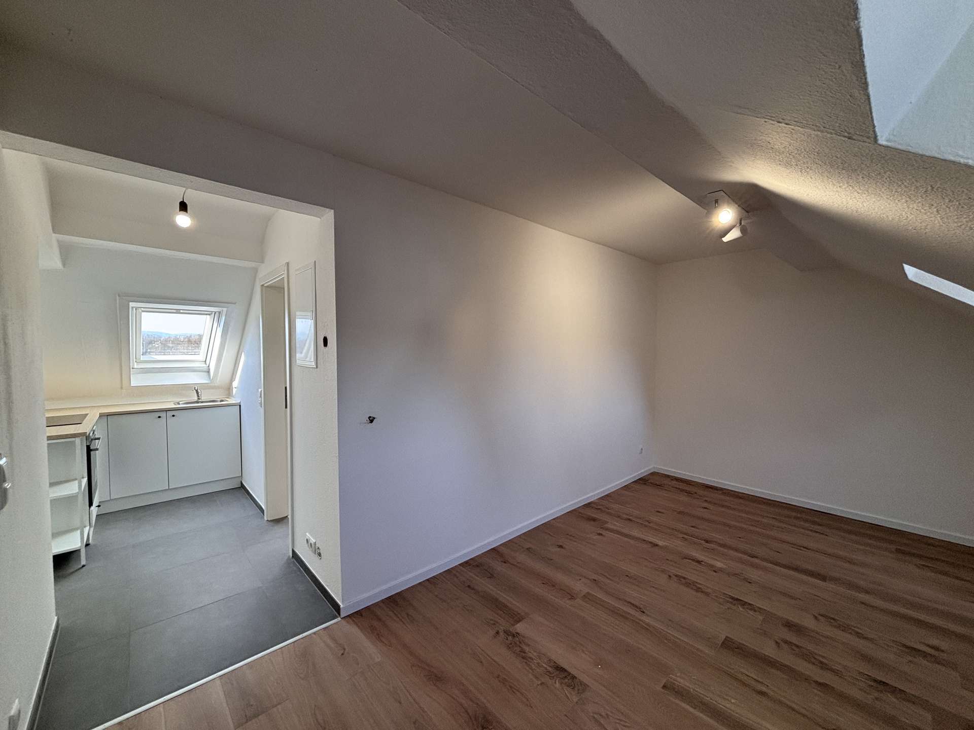 Thumbnail-Wohnung zum Mieten in Neuwied 360,00 € 34 m²