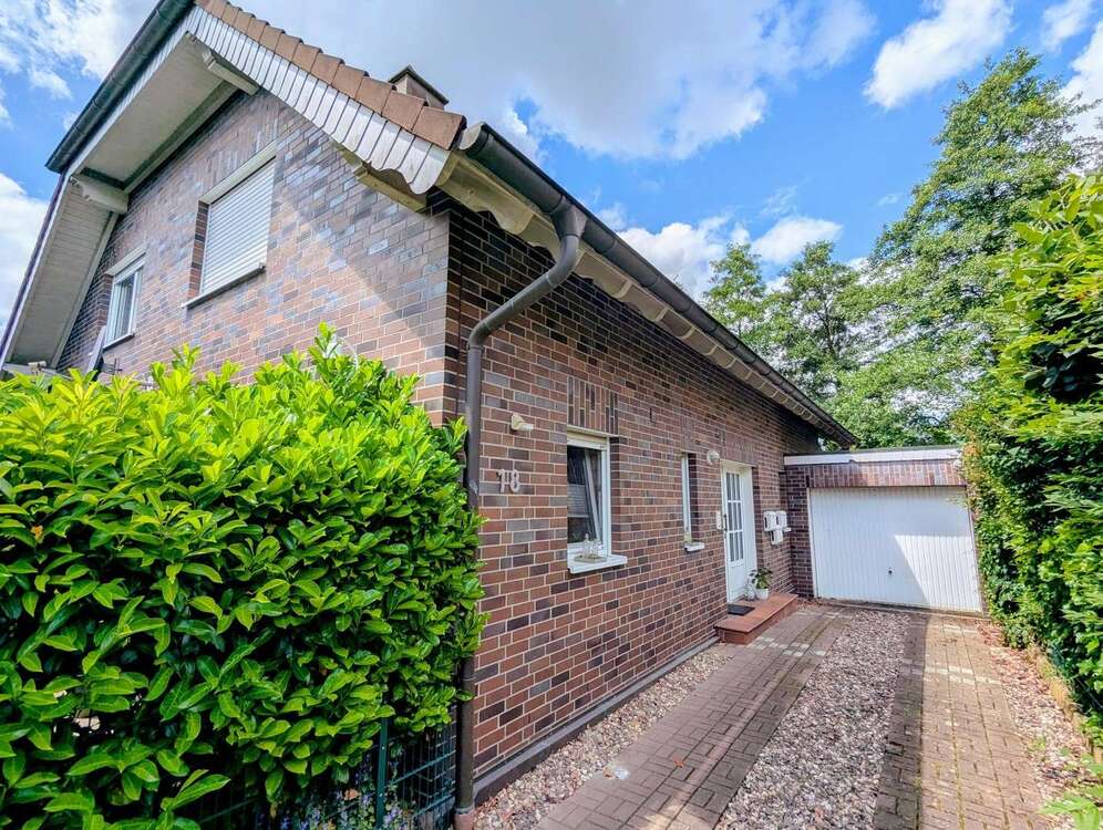 Thumbnail-Haus zum Kaufen in Langenfeld (Rheinland) 995.000,00 € 301 m²
