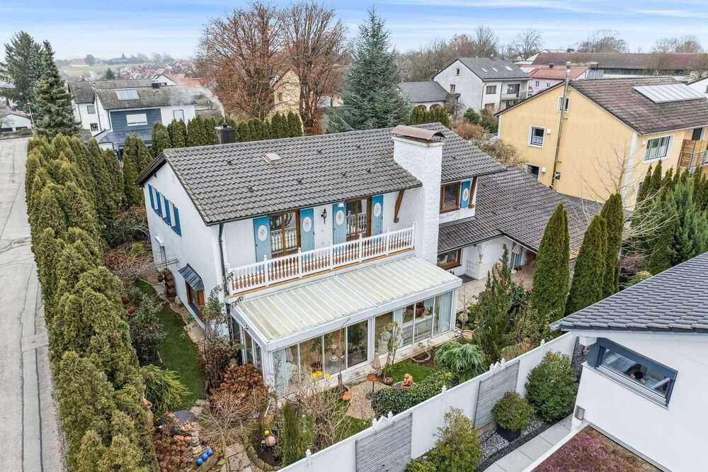 Thumbnail-Haus zum Kaufen in Wörth 990.000,00 € 271.86 m²