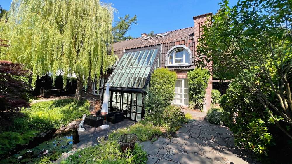 Thumbnail-Haus zum Kaufen in Düsseldorf - Kalkum 2.100.000,00 € 255 m²