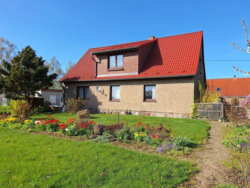 Thumbnail-Haus zum Kaufen in Groß Kiesow 194.000,00 € 138.97 m²