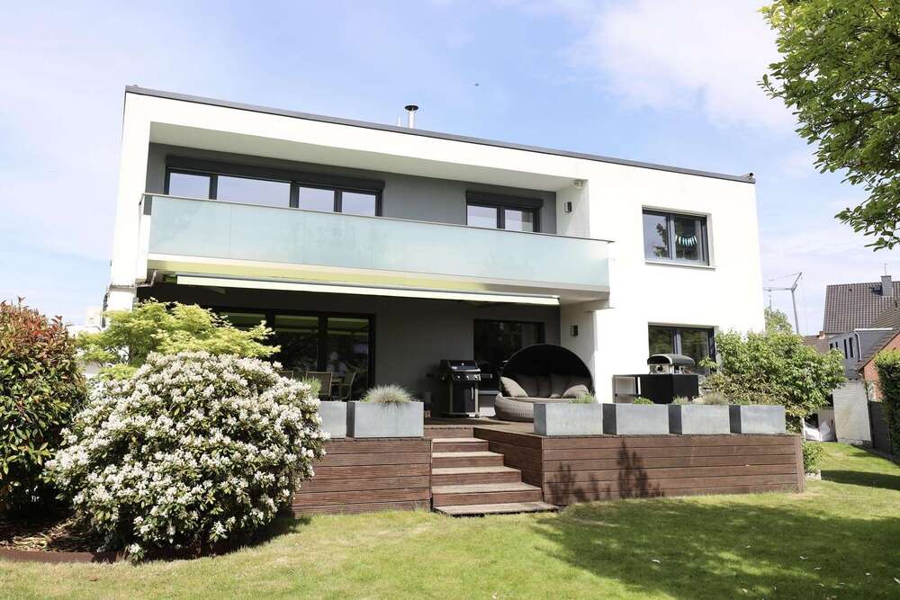 Thumbnail-Haus zum Kaufen in Hannover 1.250.000,00 € 280 m²