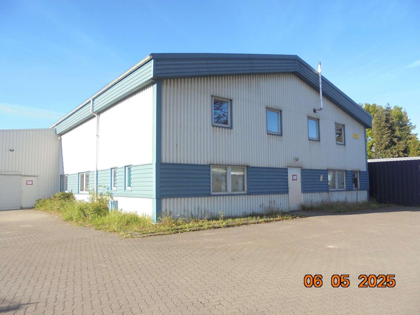 Thumbnail-Halle in Lübeck 2.250,00 € 450 m²