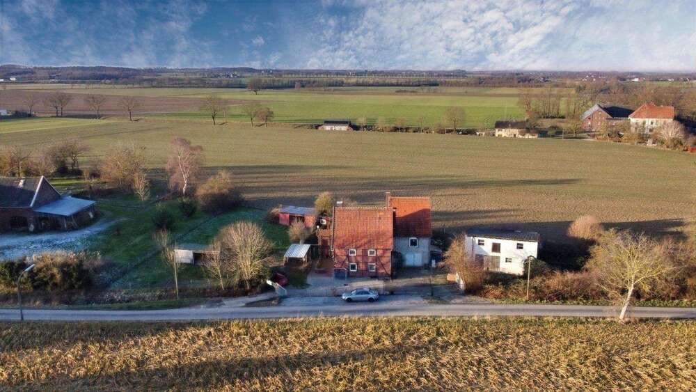 Thumbnail-Haus zum Kaufen in Bad Sassendorf 189.000,00 € 180 m²