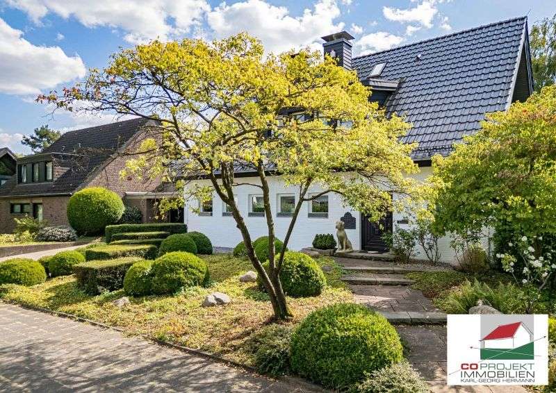 Thumbnail-Haus zum Kaufen in Krefeld 1.190.000,00 € 210 m²