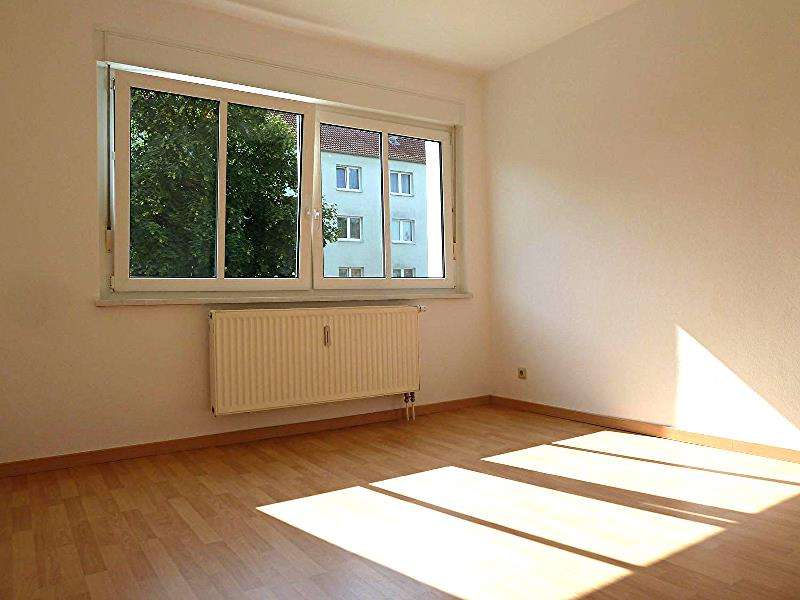 Thumbnail-Wohnung zum Mieten in Borna 310,00 € 53 m²