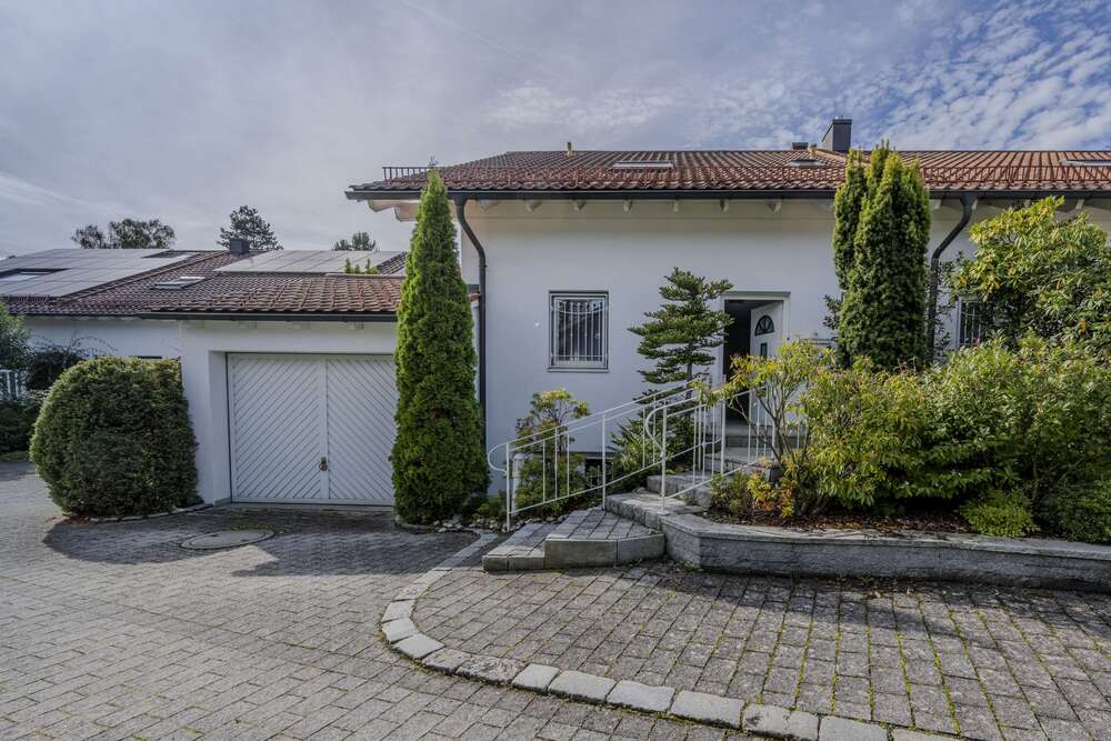 Thumbnail-Haus zum Kaufen in Pöcking 1.250.000,00 € 124.86 m²