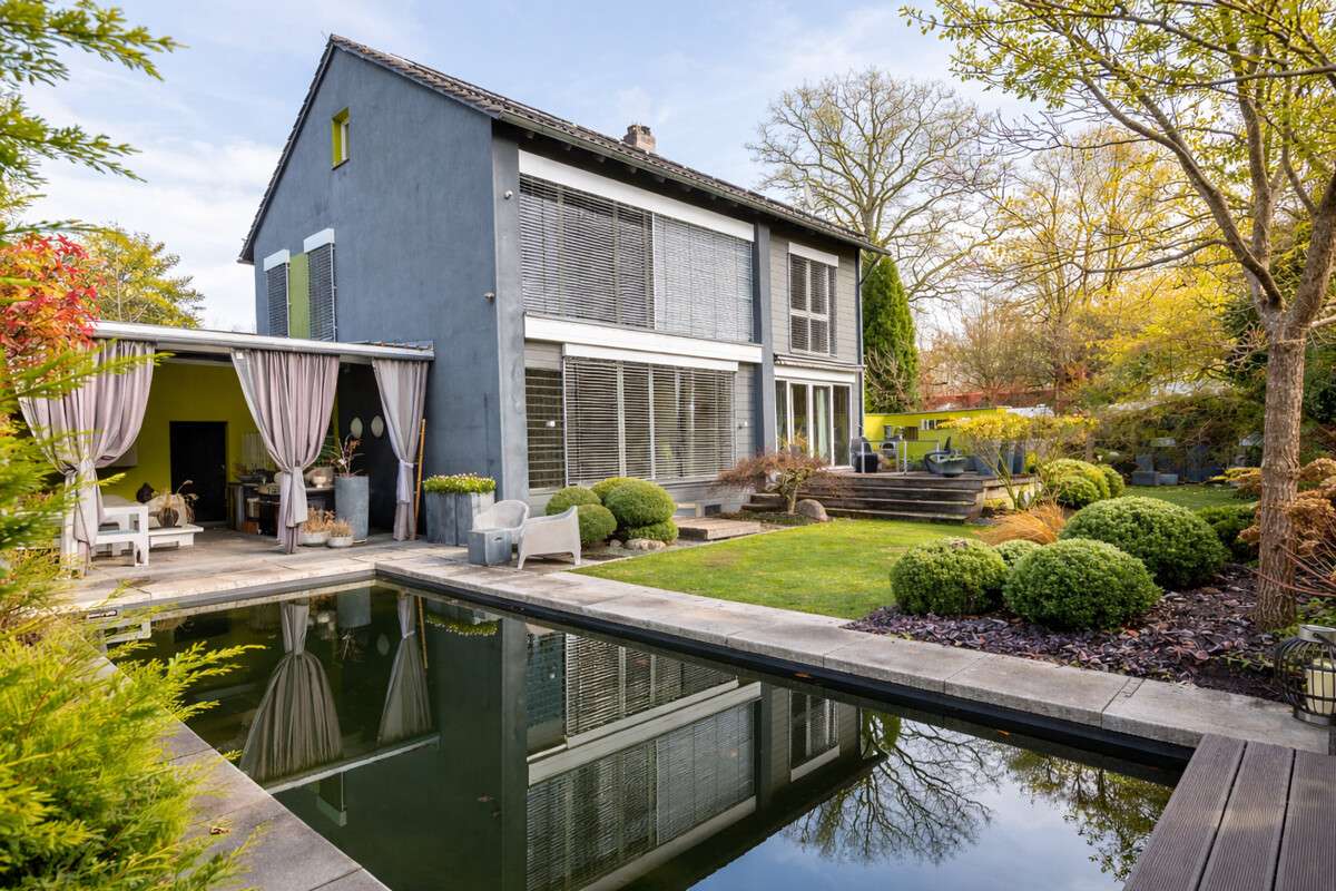 Thumbnail-Haus zum Kaufen in Roth 1.150.000,00 € 240 m²