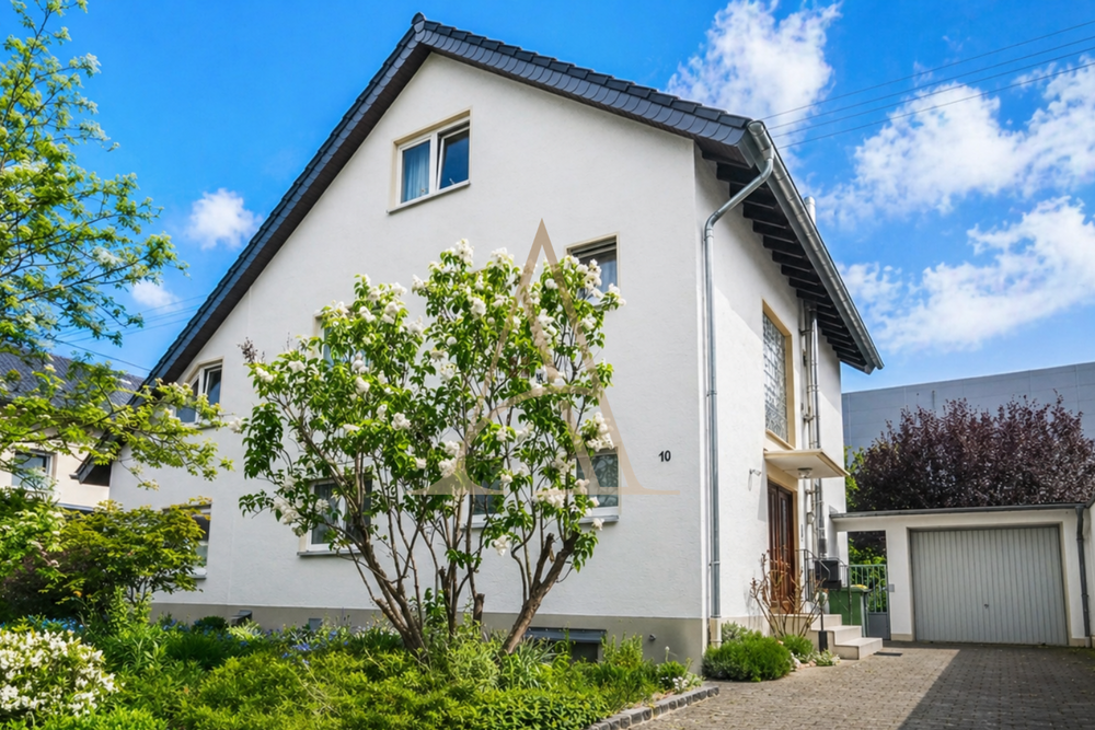Thumbnail-Haus zum Kaufen in Hennef 589.000,00 € 191 m²