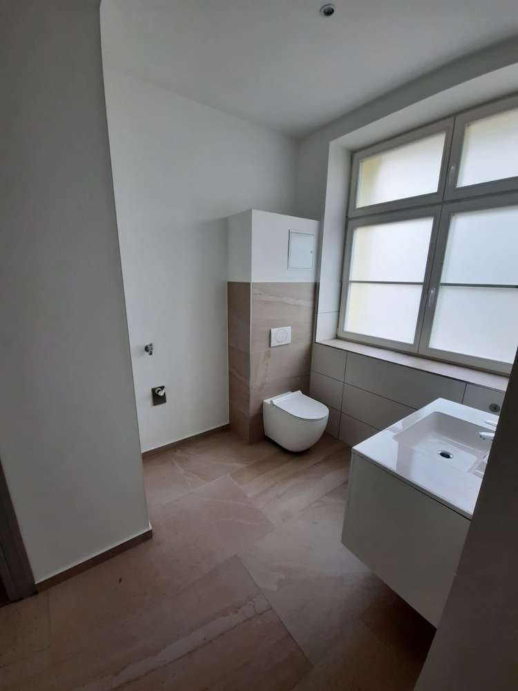 Thumbnail-Wohnung zum Mieten in Wolmirstedt 722,92 € 84.06 m²